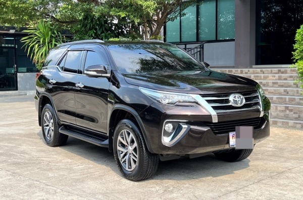 TOYOTA FORTUNER